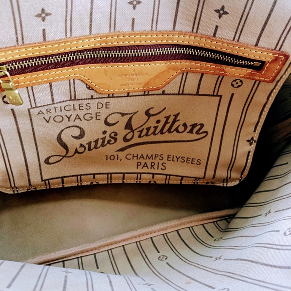 (USED) Louis Vuitton Neverfull Purse. Please message if you’re Interested.Thanks - Picture 3 of 11